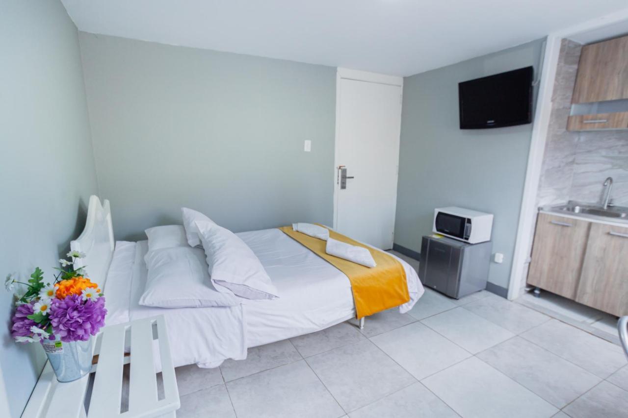 Apartasuites & Hotel Bogota Teusaquillo Luaran gambar