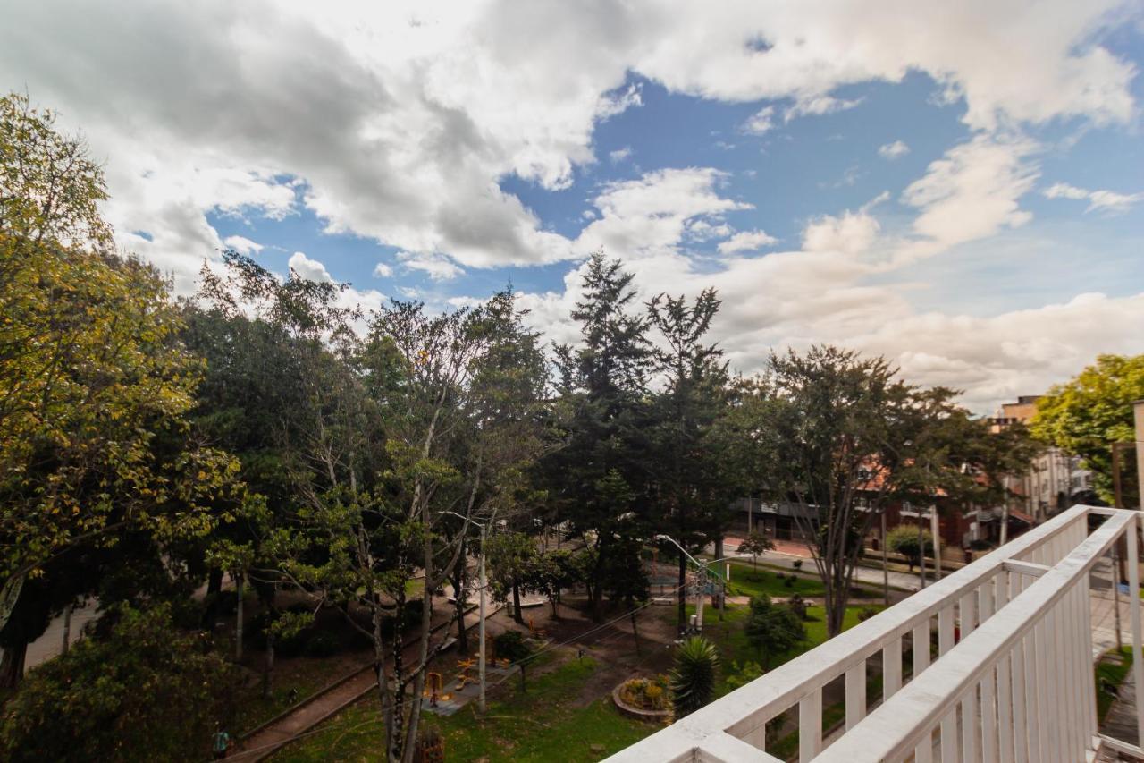 Apartasuites & Hotel Bogota Teusaquillo Luaran gambar